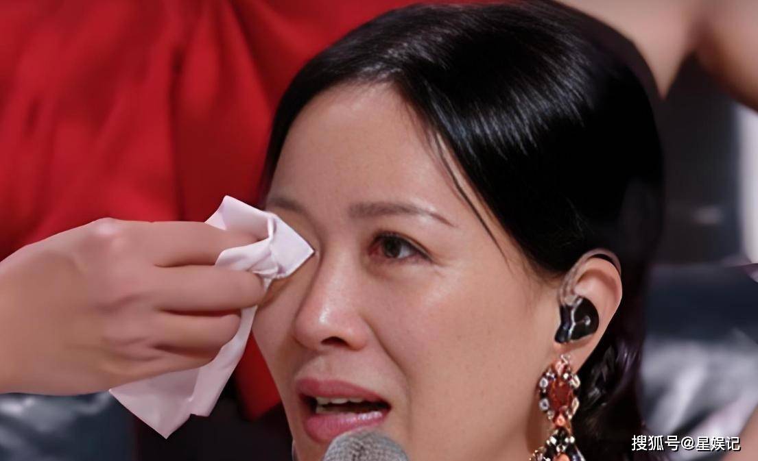 关于20年前，那个让那英甘愿“未婚生子”的前国脚高峰，如今过得怎样的信息